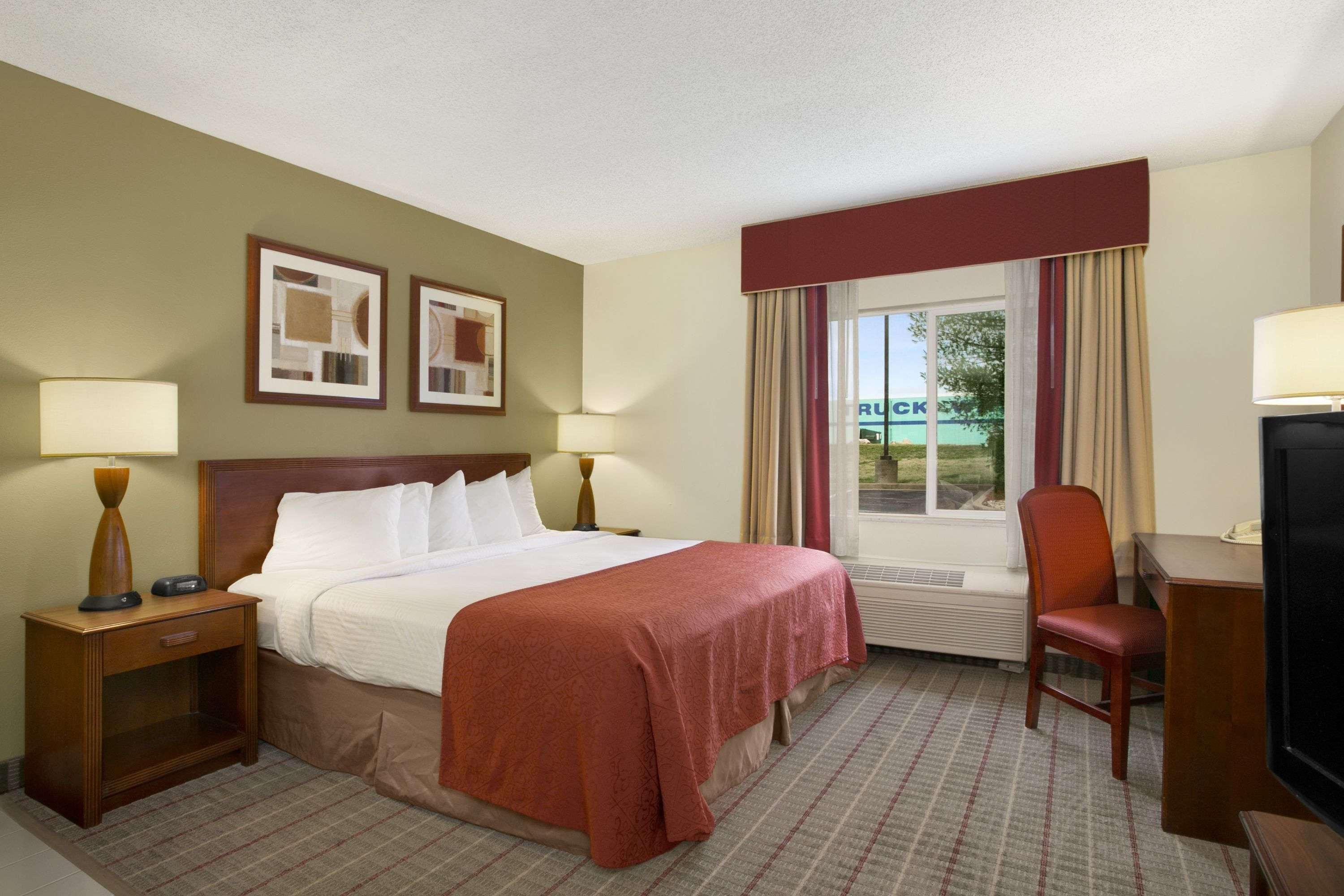 เบย์มอนต์ บาย วินด์แฮม อีแวนสวิลล์ นอร์ท/เฮาบ์สตัดท์ Hotel Warrenton ภายนอก รูปภาพ